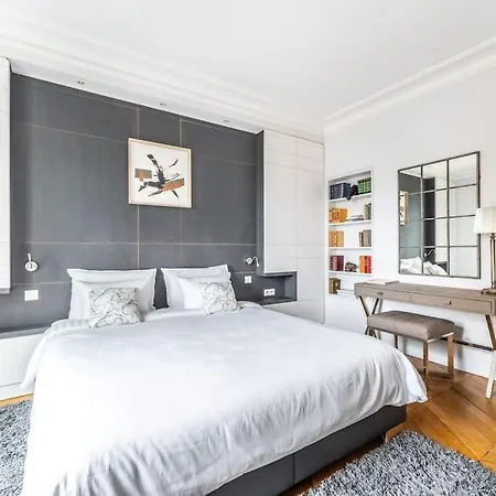Luxueux Georges V Parigi
