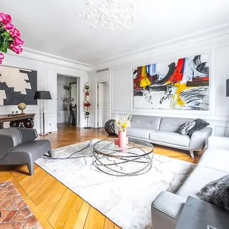 Luxueux Georges V Appartamento Parigi