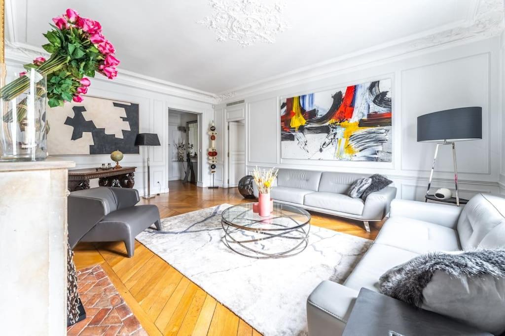 Luxueux Georges V Appartamento Parigi